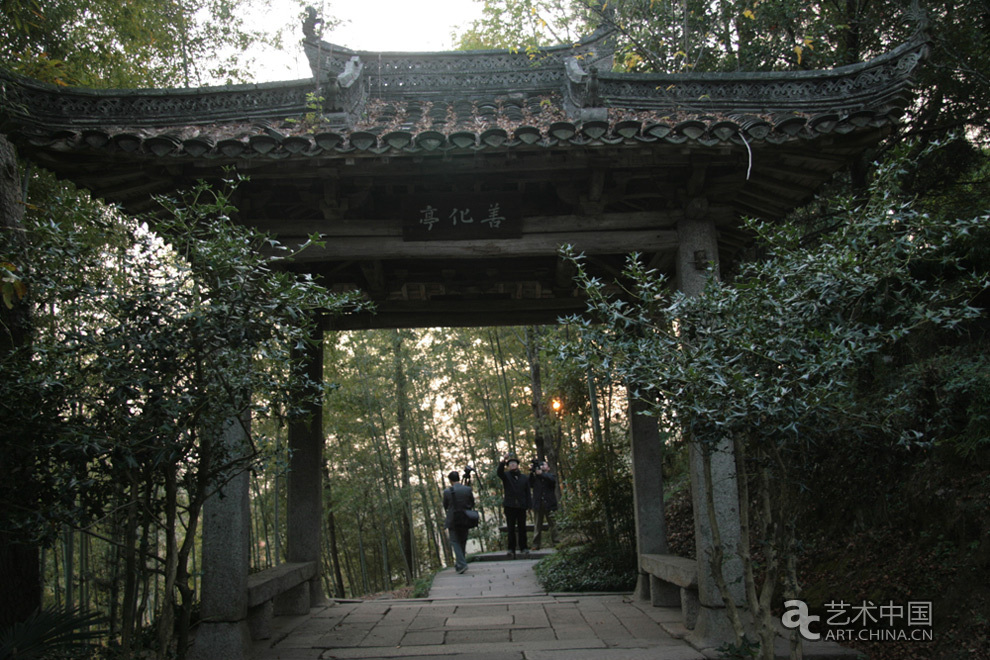 胡振德,藝術(shù)家胡振德,胡振德藝術(shù),胡振德作品,胡振德展覽,胡振德個(gè)展,胡振德介紹,胡振德視頻,胡振德寫生