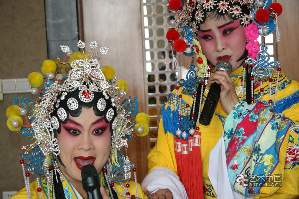 閆平晉北戲曲采風追蹤,當代著名油畫家,中國人民大學,藝術學院教授,閆平,晉北戲曲,閆平藝術,閆平作品,閆平展覽,閆平個展,閆平采風,閆平寫生,戲曲藝術