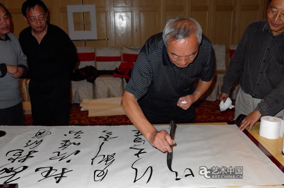 第二屆中外藝術(shù)家黃山對話--文化中國夢,第二屆中外藝術(shù)家黃山對話,文化中國夢,第二屆,中外藝術(shù)家黃山對話,中外藝術(shù)家黃山寫生,藝術(shù)中國寫生,藝術(shù)中國活動