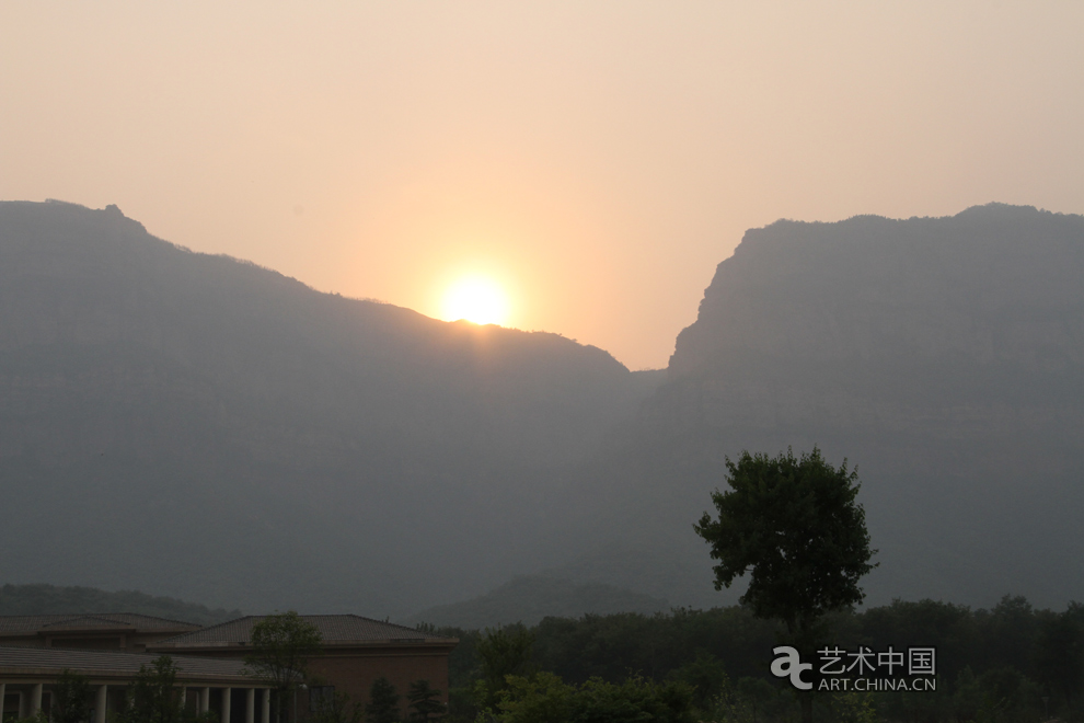 中外藝術(shù)家,太行對(duì)話,河南林州,中國,國家畫院,中國,互聯(lián)網(wǎng),新聞中心,國務(wù)院新聞辦公室,國家,旅游局