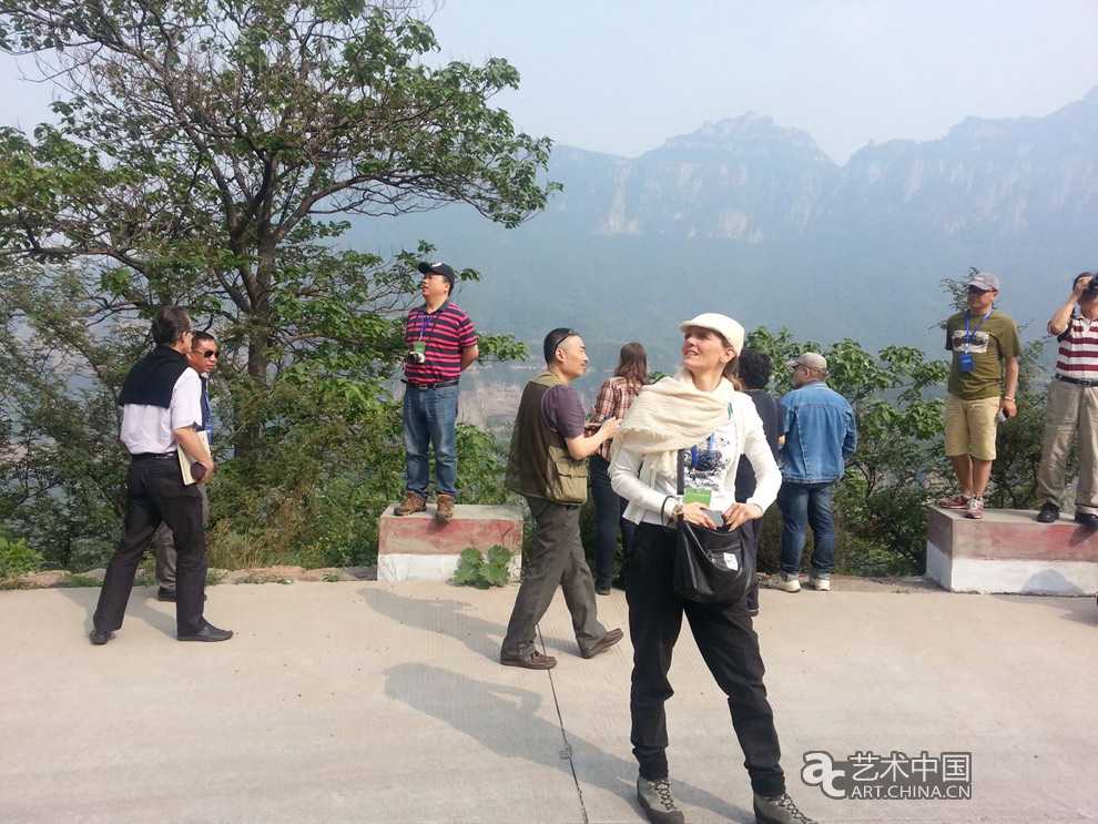 中外藝術(shù)家,太行對(duì)話,河南林州,中國,國家畫院,中國,互聯(lián)網(wǎng),新聞中心,國務(wù)院新聞辦公室,國家,旅游局