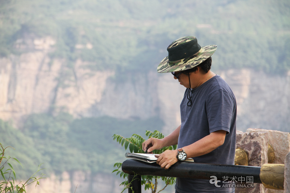 中外藝術(shù)家,太行對(duì)話,河南林州,中國,國家畫院,中國,互聯(lián)網(wǎng),新聞中心,國務(wù)院新聞辦公室,國家,旅游局