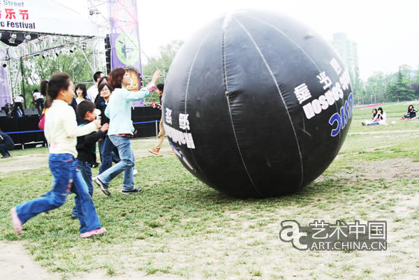 海淀公園2010音樂街,2010海淀公園音樂街,海淀公園音樂街,海淀音樂街,海淀公園音樂節(jié),音樂街,音樂節(jié),2010海淀音樂節(jié),2010北京  音樂節(jié),2010搖滾音樂節(jié),搖滾音樂節(jié),2010音樂節(jié),海淀公園音樂節(jié),吉他鼓音樂周,搖滾音樂周,流行音樂周,海淀公園音樂節(jié)陣容,搖  滾樂隊