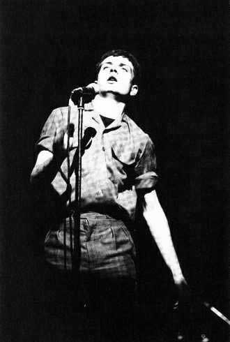 Ian Curtis(伊安·柯蒂斯)