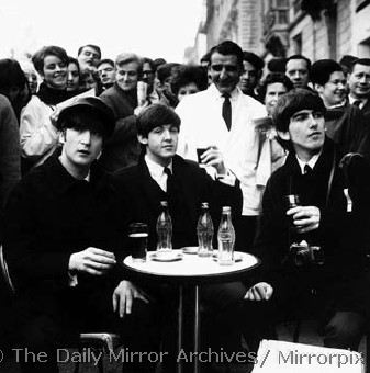 Beatlemania - 狂愛披頭士，The Beatles樂隊(duì)經(jīng)典回顧攝影展