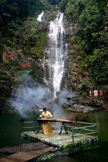 端午節(jié)覓清涼幽境 走進(jìn)廣東四大名山